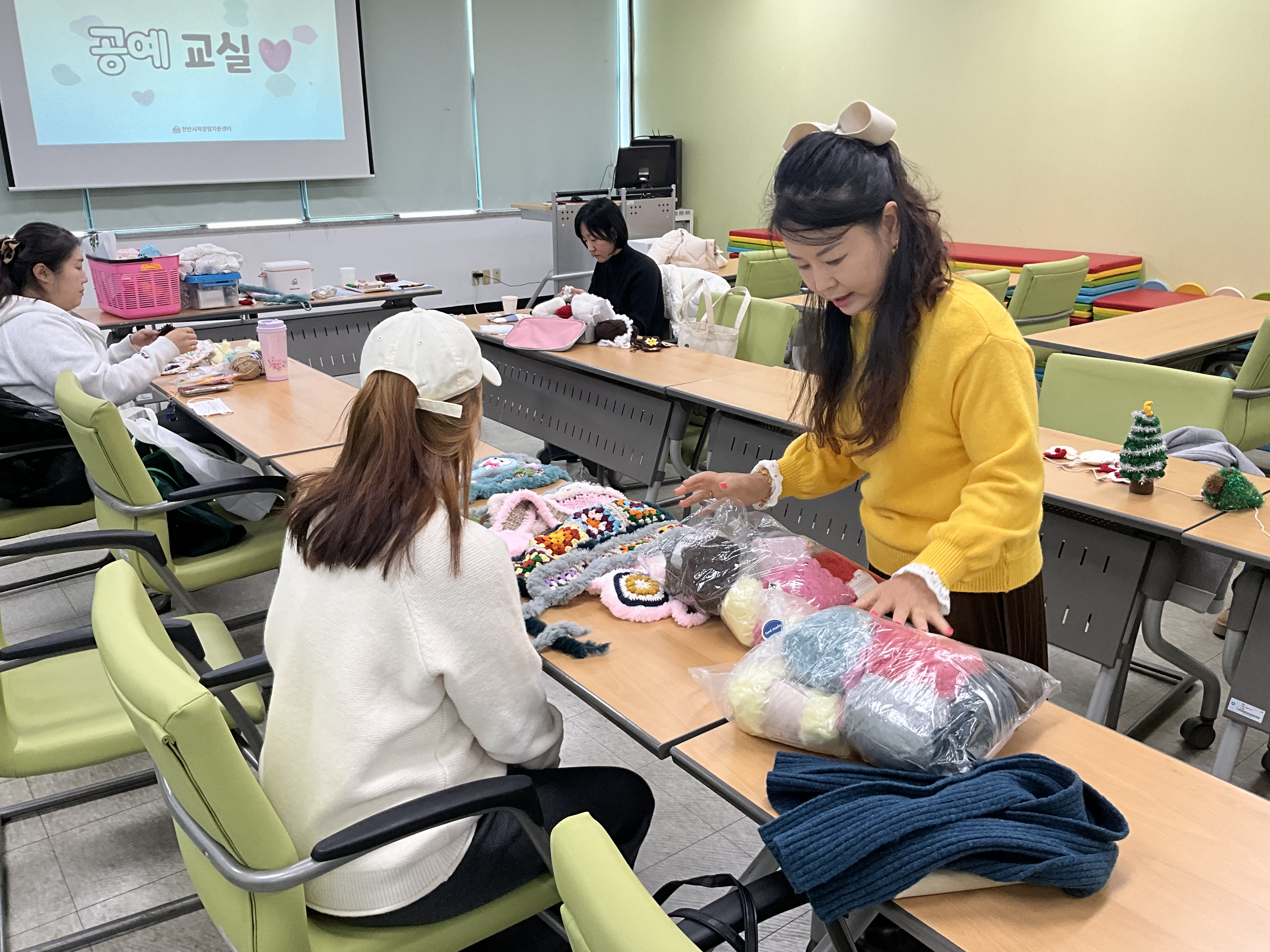 저출생문화사업 공예 교실 게시글의 1번째 이미지