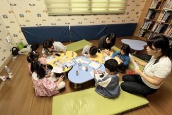 4월 도서관다녀오겠습니다 프로그램 이미지